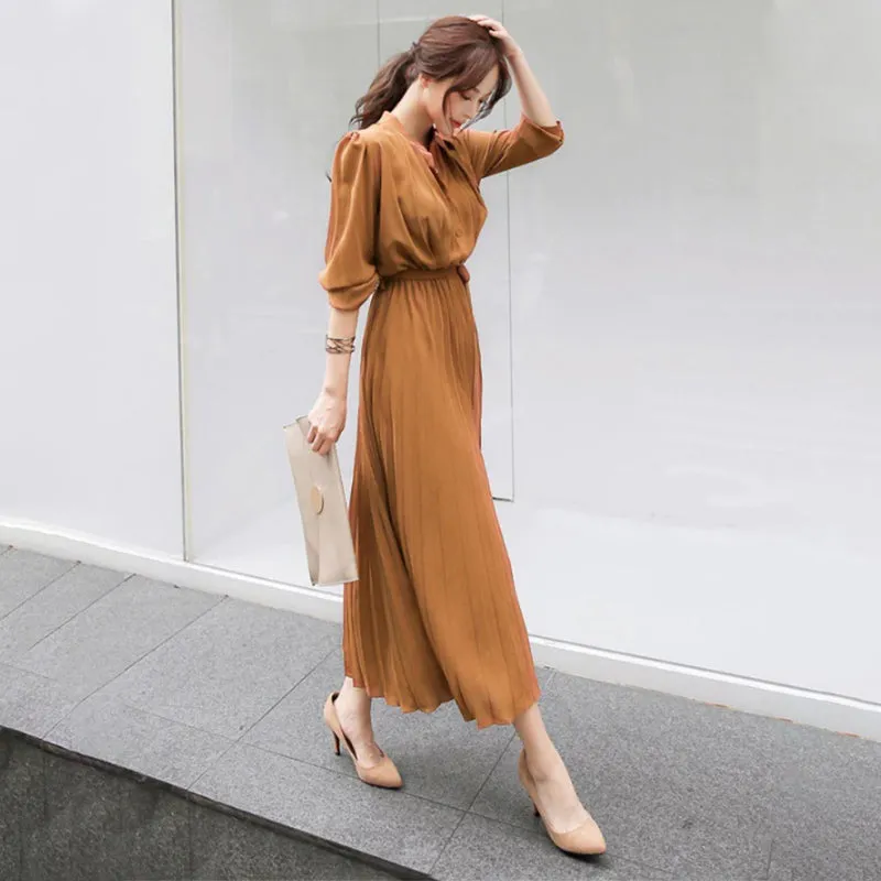 Elegant Chiffon Long Sleeve Lace-up Pleated Maxi Dresses