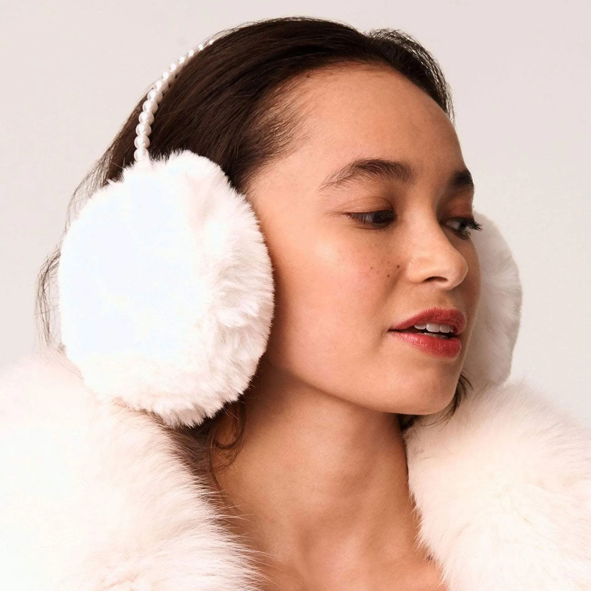 IVORY FAUX FUR PEARL EARMUFF