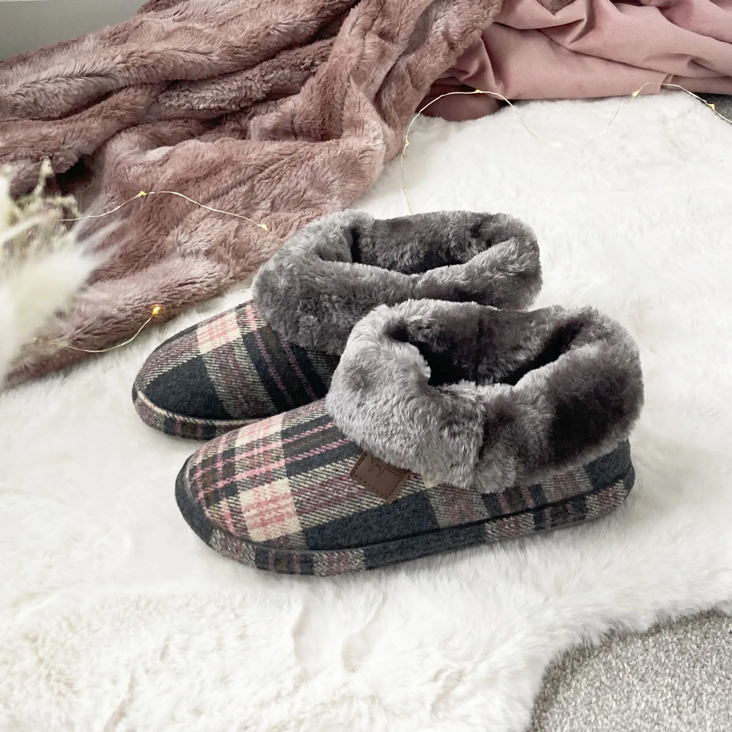 Ladies Tartan Slipper Boots Dark Grey