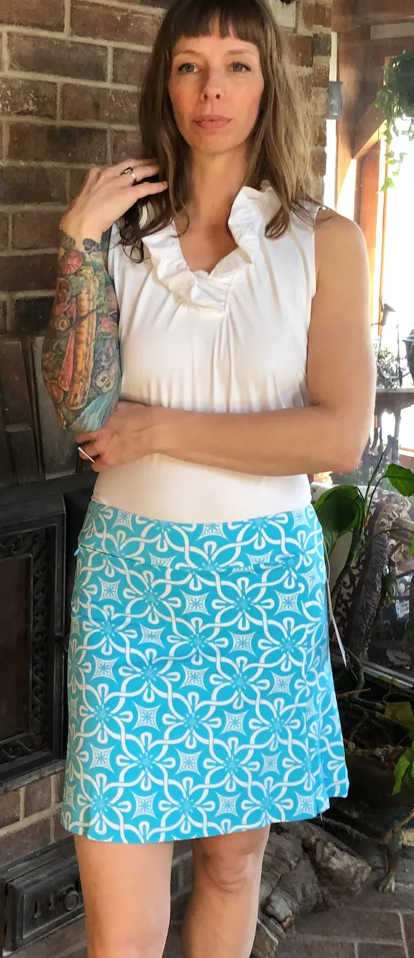 LuluB Pull On Skort with Side Zip at the Leg. Fabric contains SPF 50  and a Coolant.